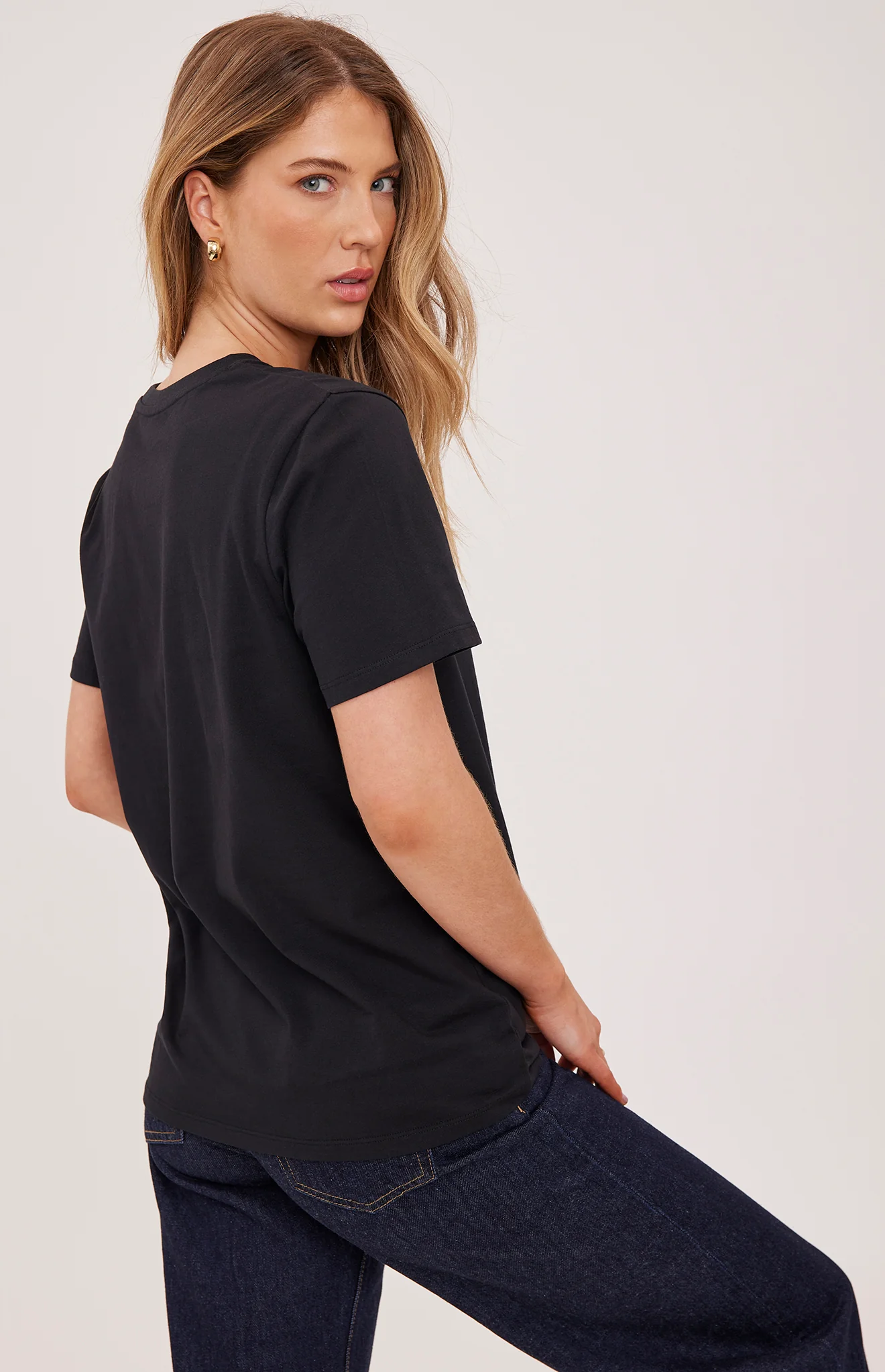 Victoria T-Shirt | Black