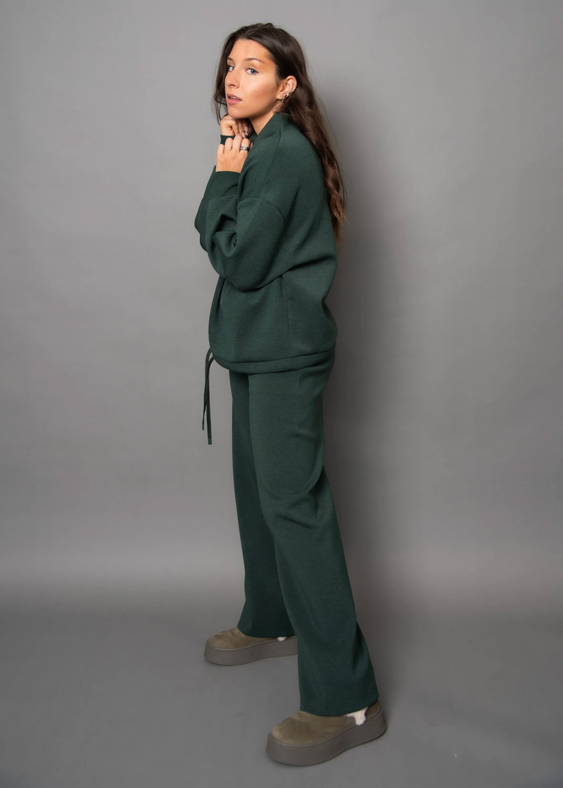 Victoria Luxe Soft Knit Pant in Pine