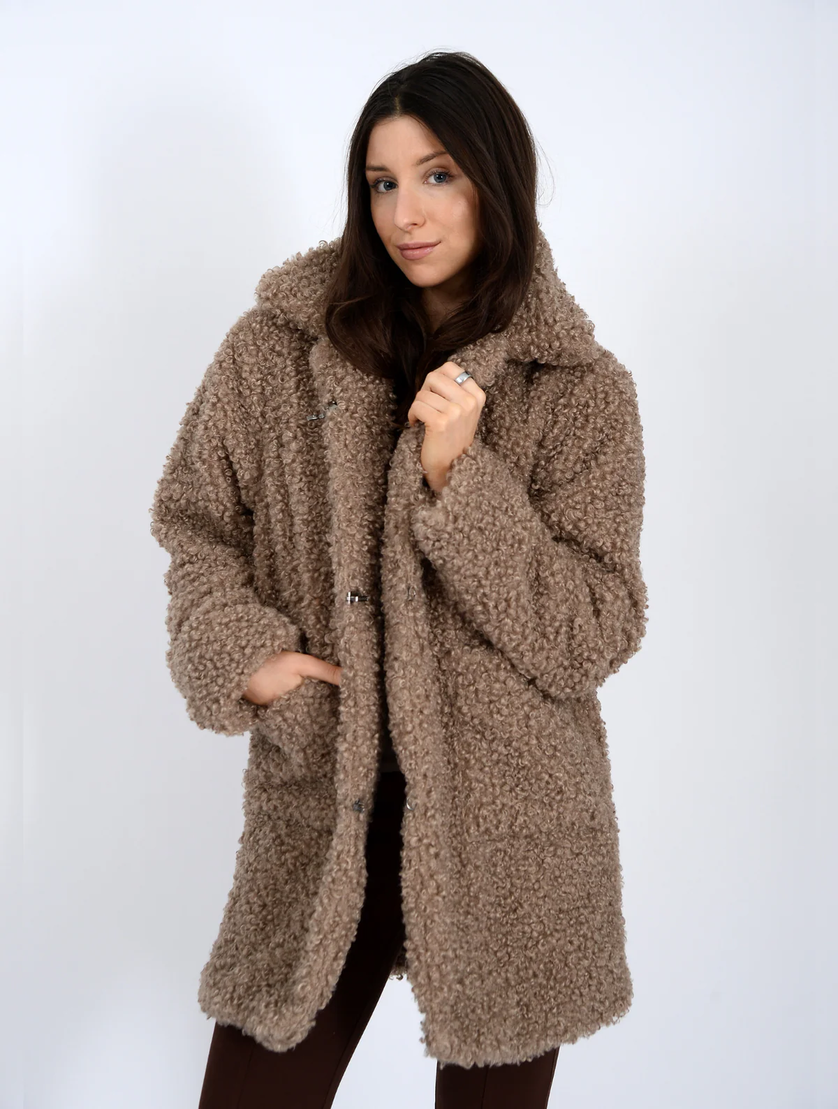 Poodle Sherpa Jacket in Taupe
