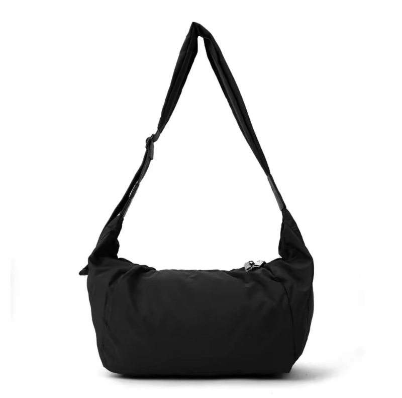 Cana Crescent Crossbody | Black