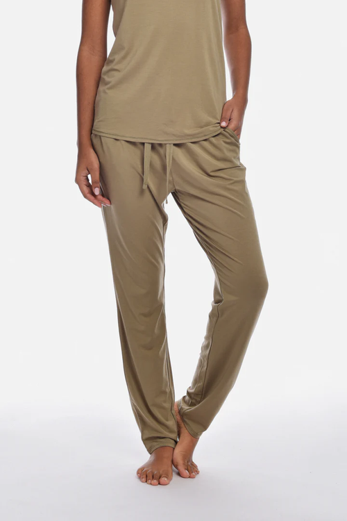 Wren Tapered Pant in Olive Oil