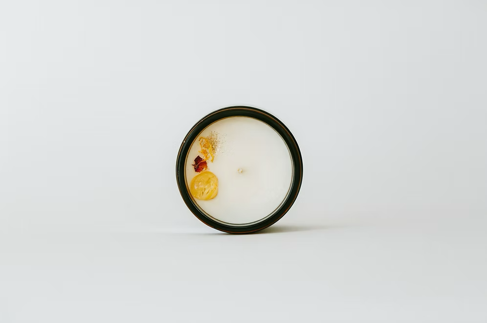 Sole Candle | Dahlia Petal + Sandalwood | 9 oz
