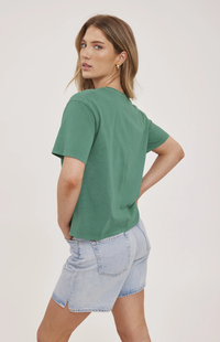 Brigitte T-Shirt | Kelly Green