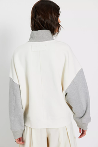 Timeless Colorblock Pullover | Heather Grey Combo