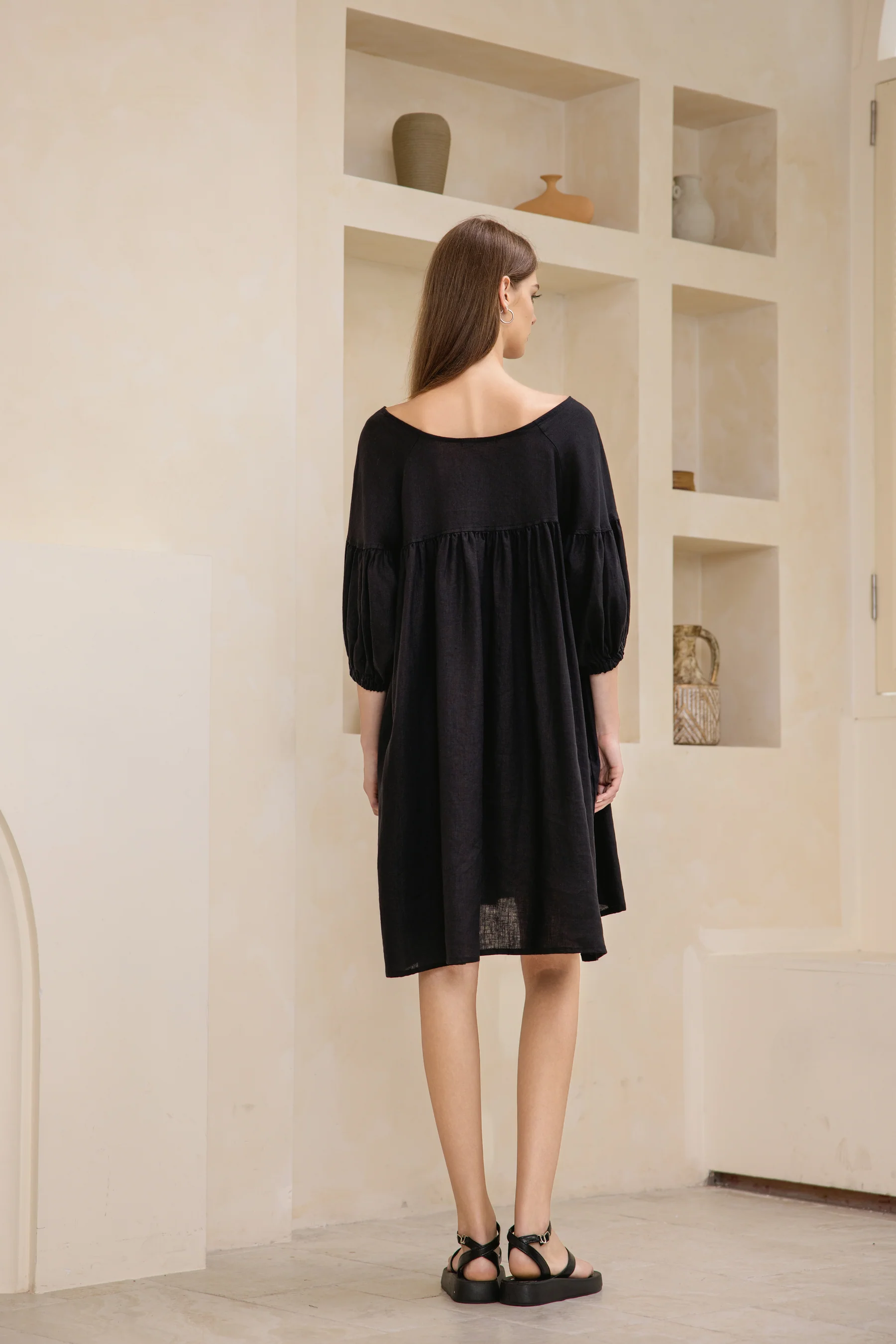 Puffed Sleeve Linen Midi Dress | Black