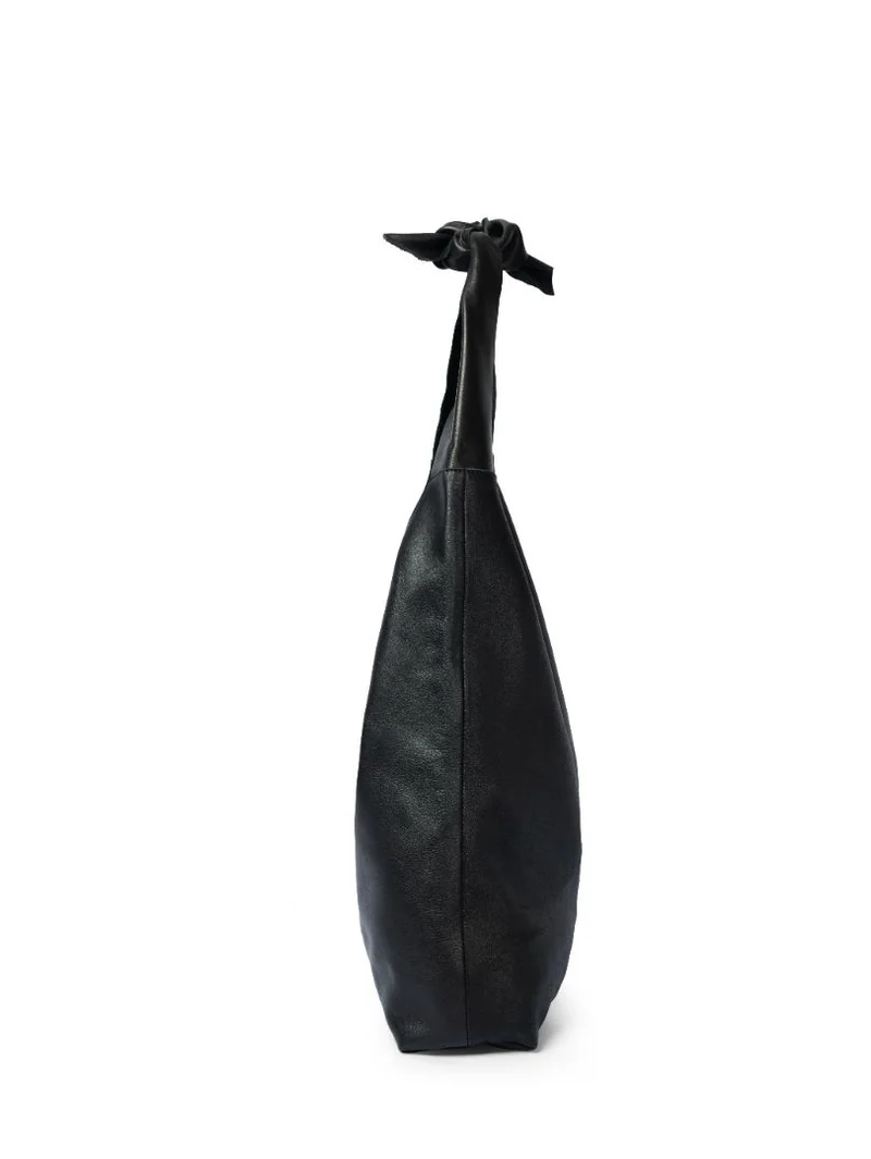 Knot Leather Shoulder Bag in Black
