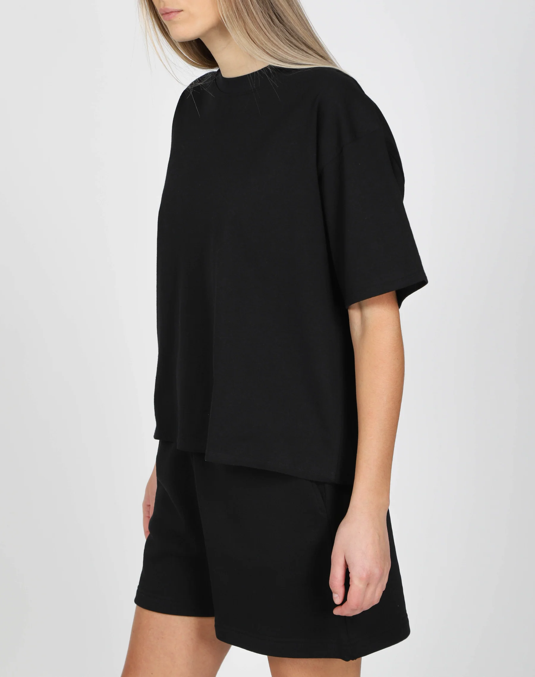 The Boxy Tee In Black