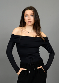 Celest Off the Shoulder In Black