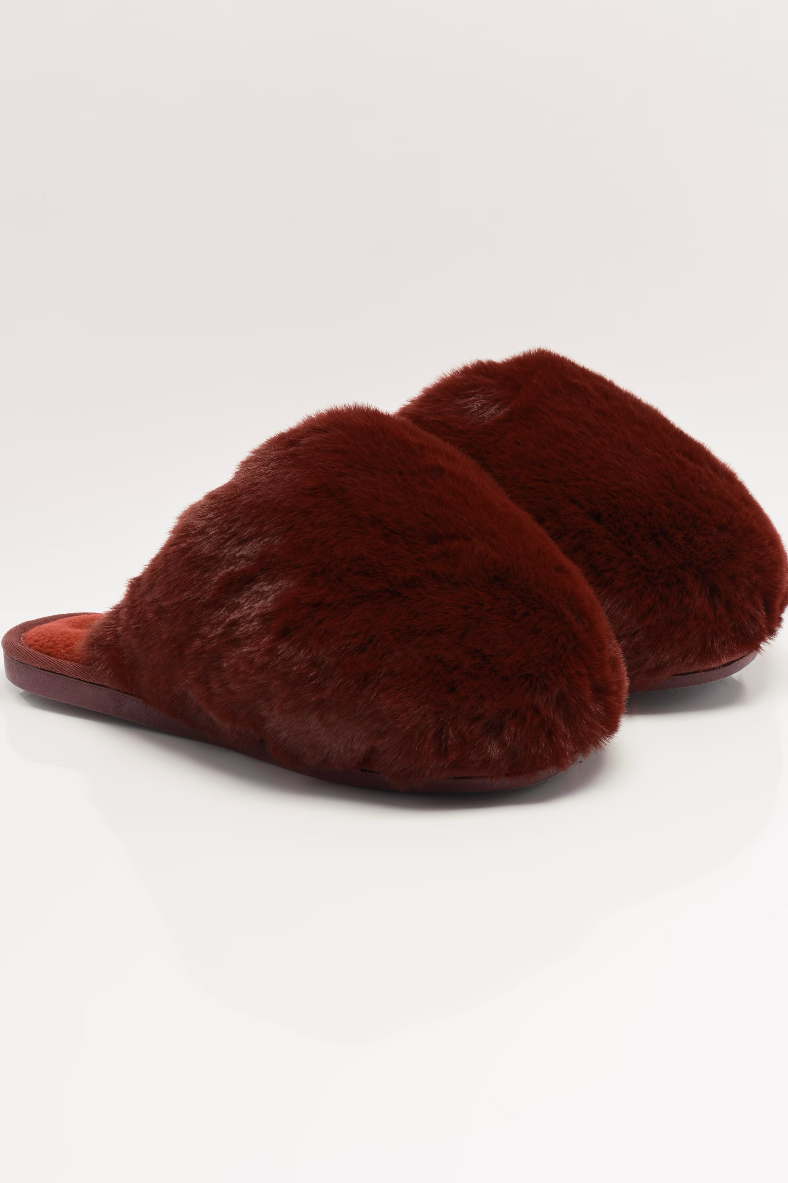 Snowball Slippers in Wine