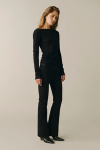 Austin Stretch Bootcut in Black Out