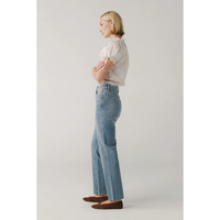 ASE Straight Leg | Springtime in the park