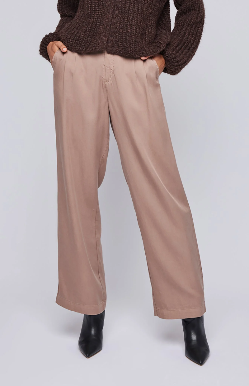 Phoenix Pant in Woodsmoke