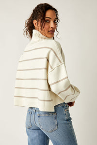 Paulie Sweater In MoonBean Combo