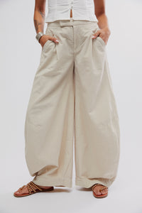 Tegan Washed Barrel Trousers In Washed Out