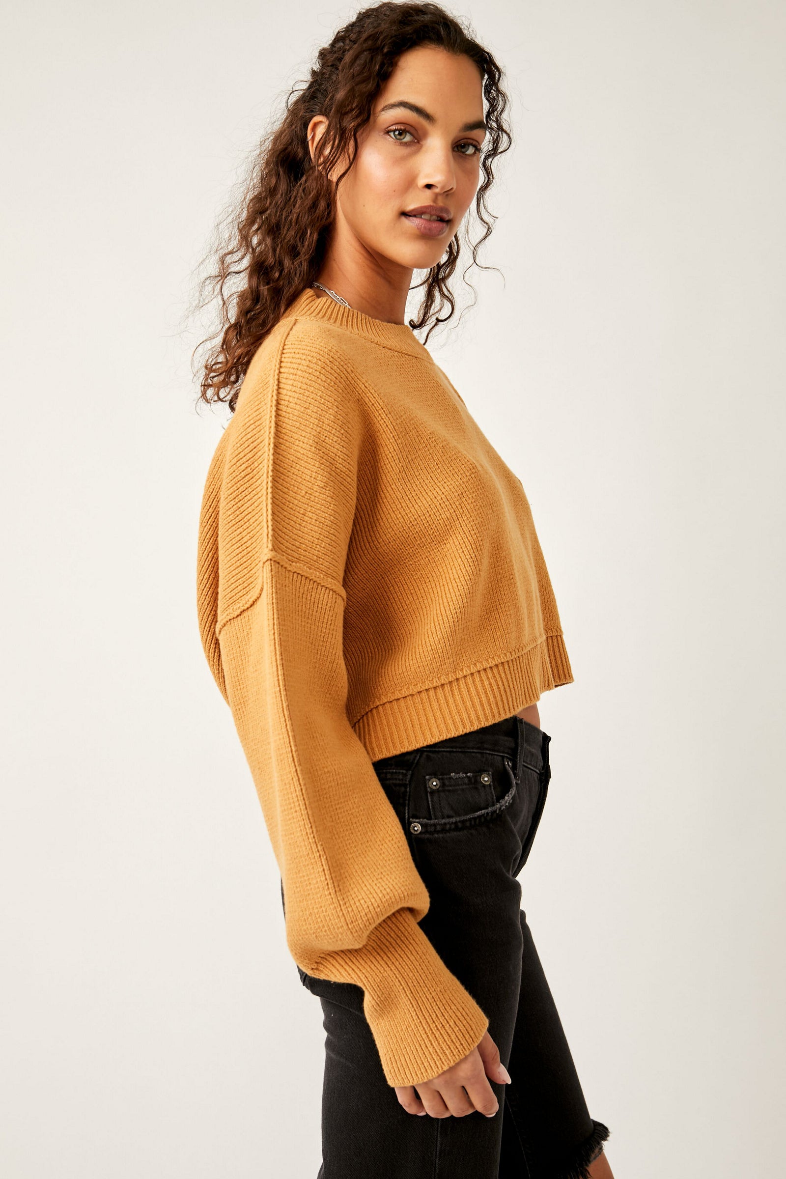 Easy Street Crop Pullover In Golden Squash