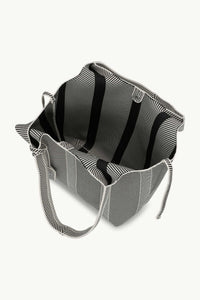 Knitted Bag in Milk Creme/Black
