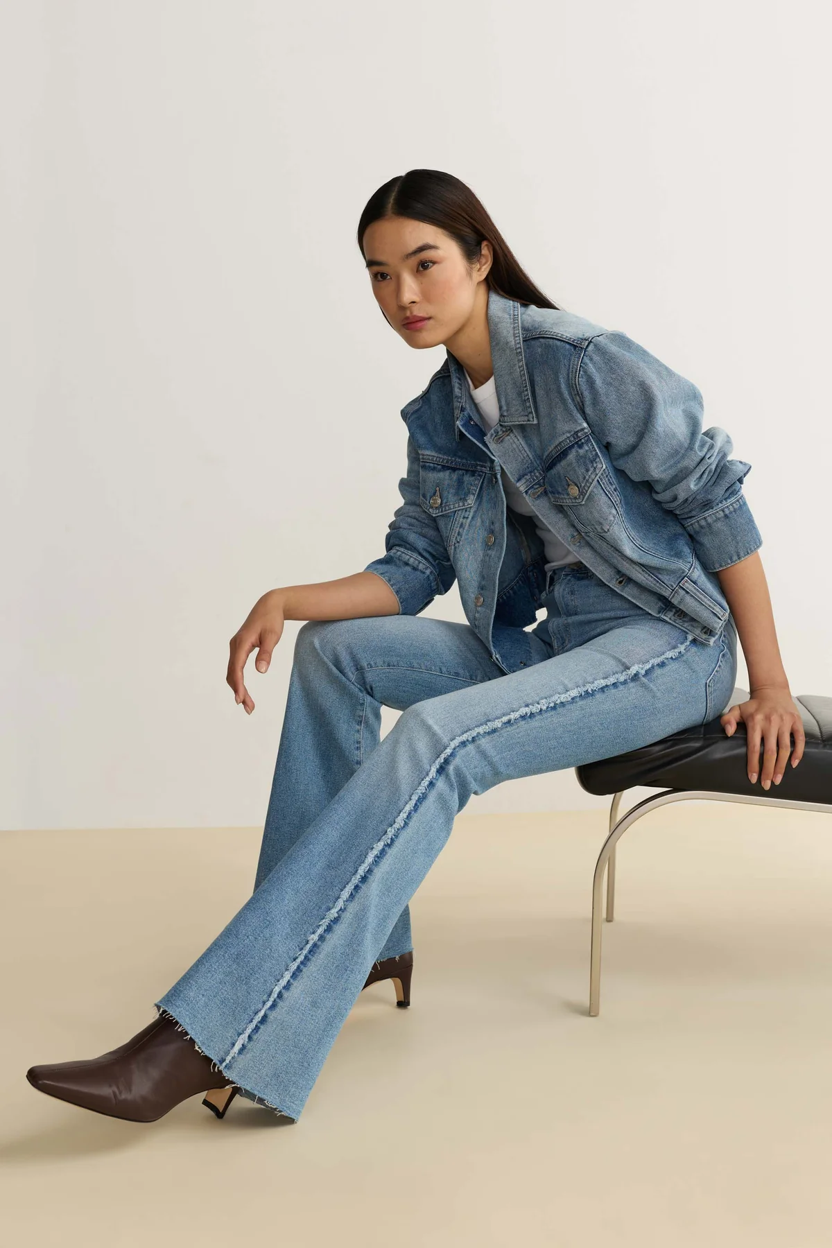 Mia Flare in Crossroads