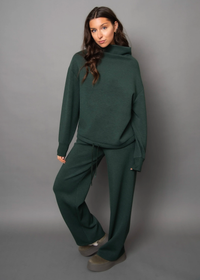 Victoria Luxe Soft Knit Pant in Pine