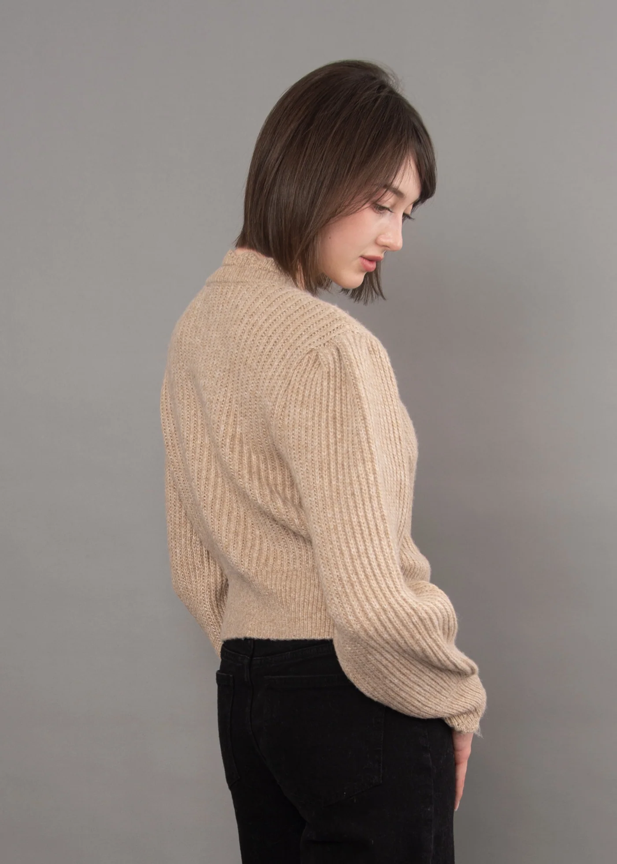 Trudy Scalloped Neck Cardigan | Taupe