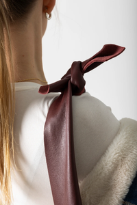 Knot Leather Shoulder Bag in Auggie Maroon