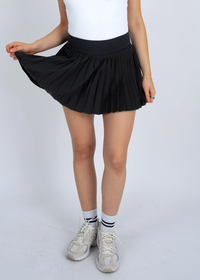 Yura Pleated Skirt in Black