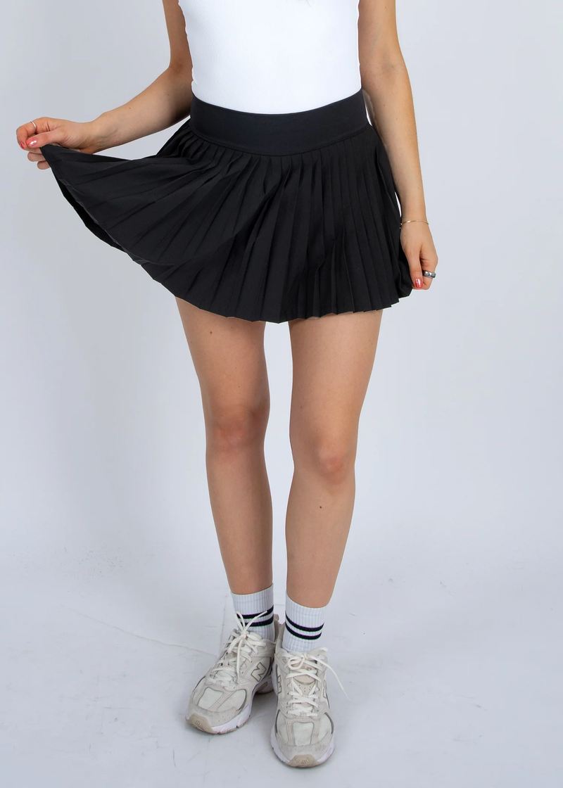 Yura Pleated Skirt in Black