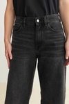 BNA | Soft Curve Barrel Jeans 32"