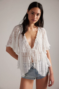 In Your dreams Lace Top | Clean Ivory