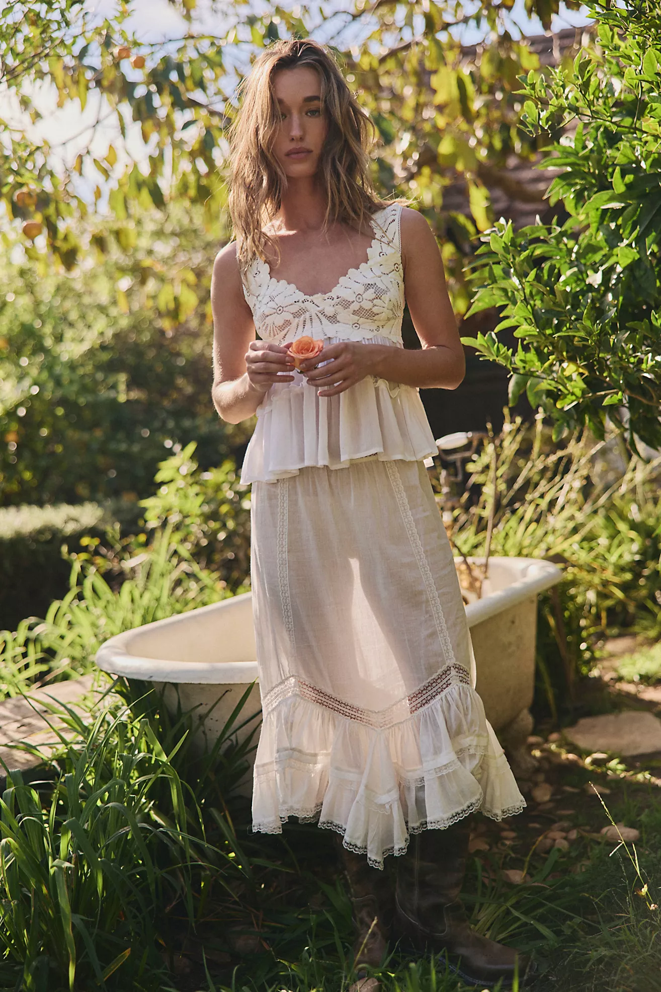 Petal Party Shapeless in Ivory