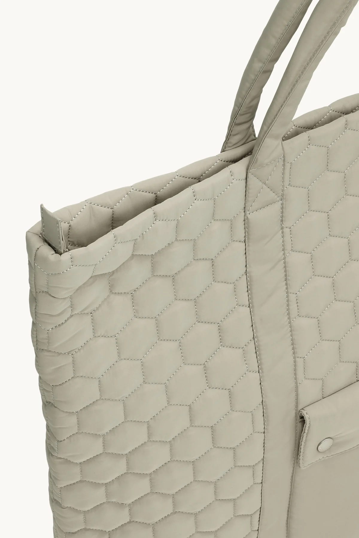 Weekender Quilted Bag in Coriander