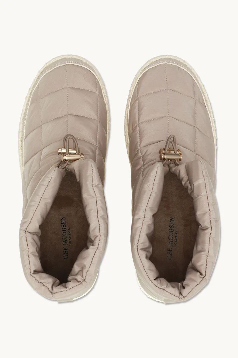 TULIP 6082 Quilted Winter Boot | Wheat Pearled Ivory