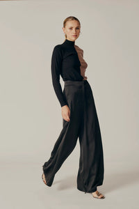 The Iris Pant In Black