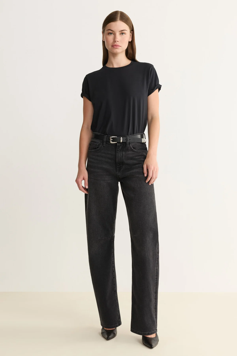 BNA | Soft Curve Barrel Jeans 32"