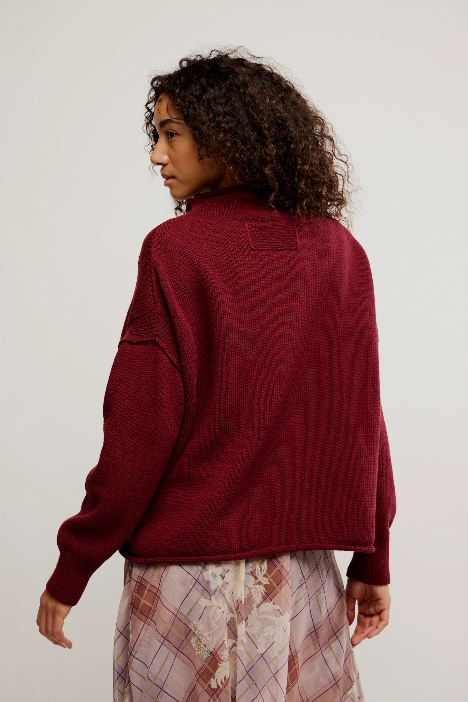 Torres Roll Neck in Wine