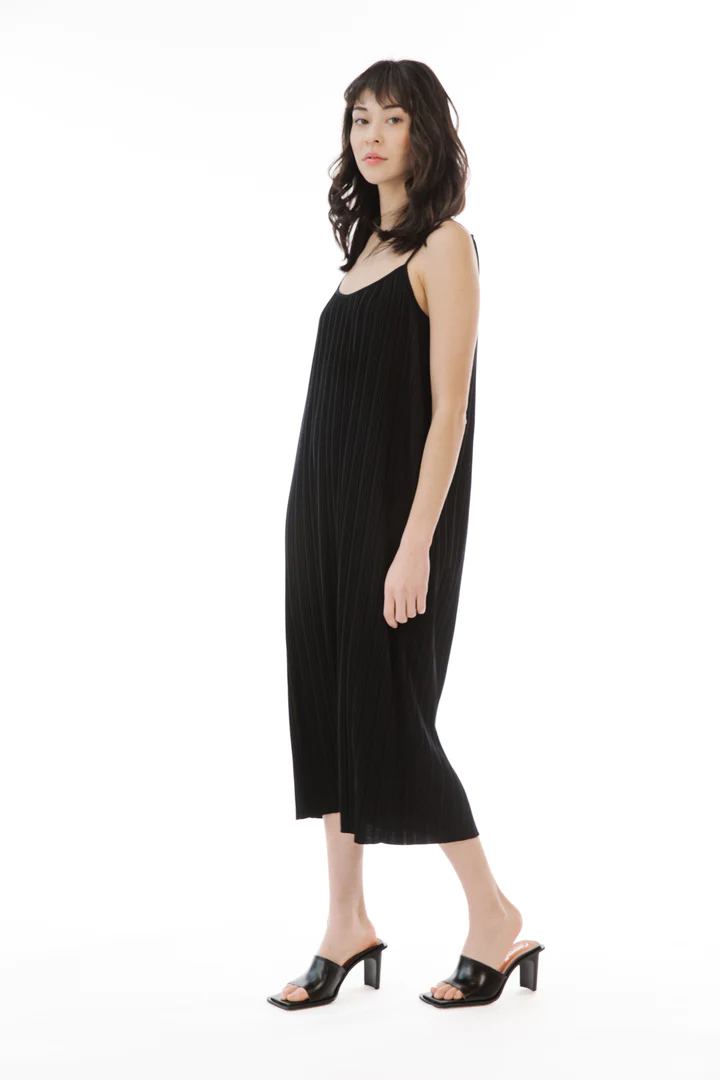 Raegan Pleated Slip Dress In Black