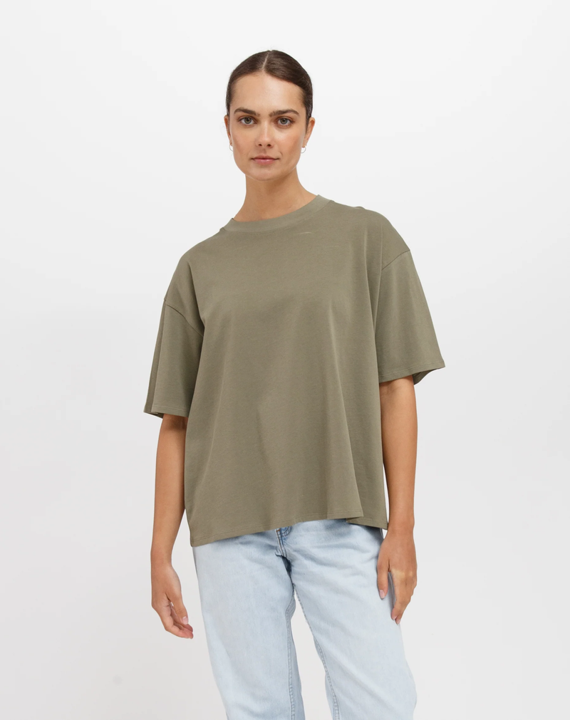 The Boxy Tee In Olive