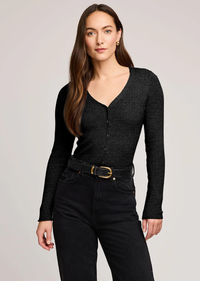 Mia V-Neck Top in Black