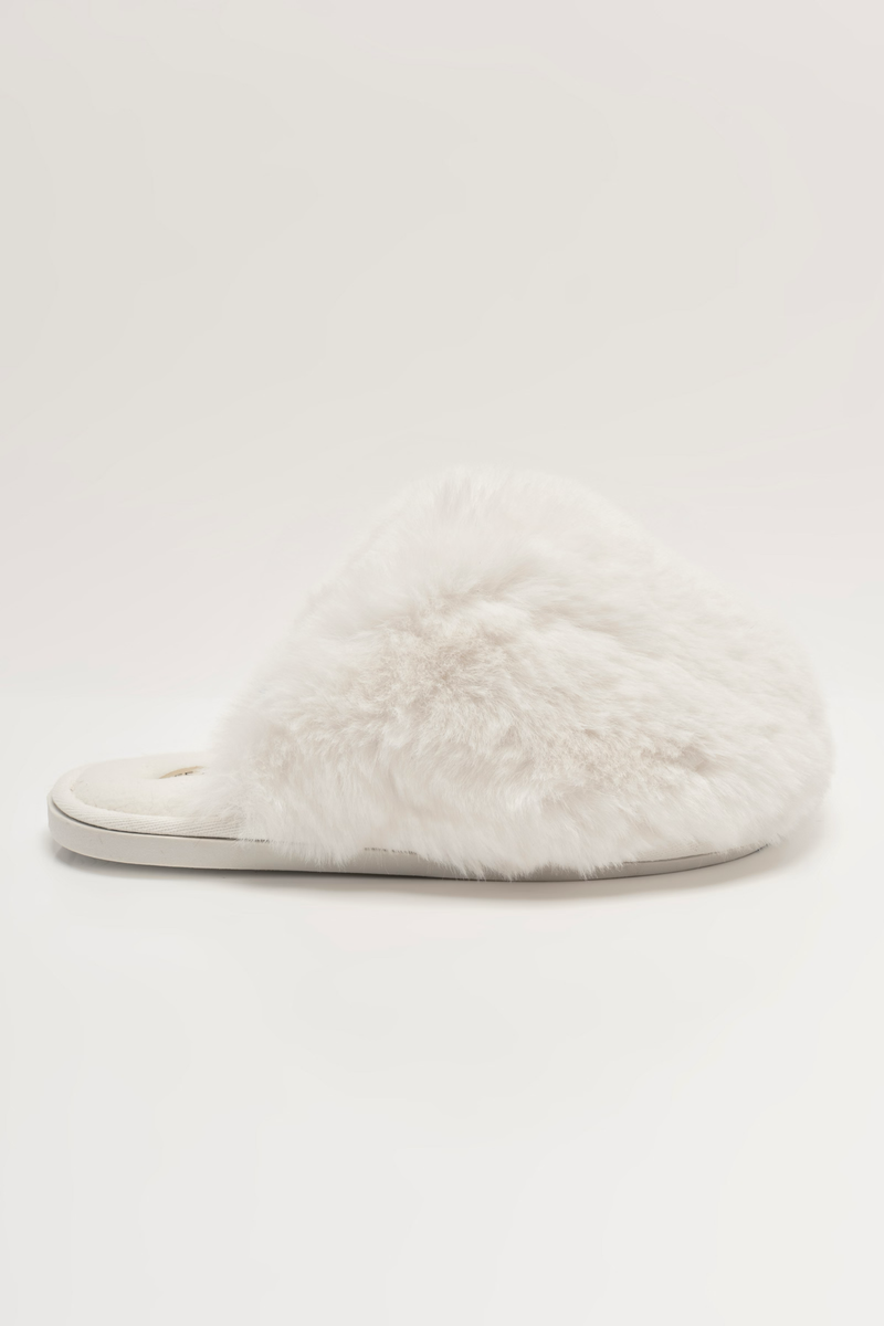 Snowball Slippers in Snow