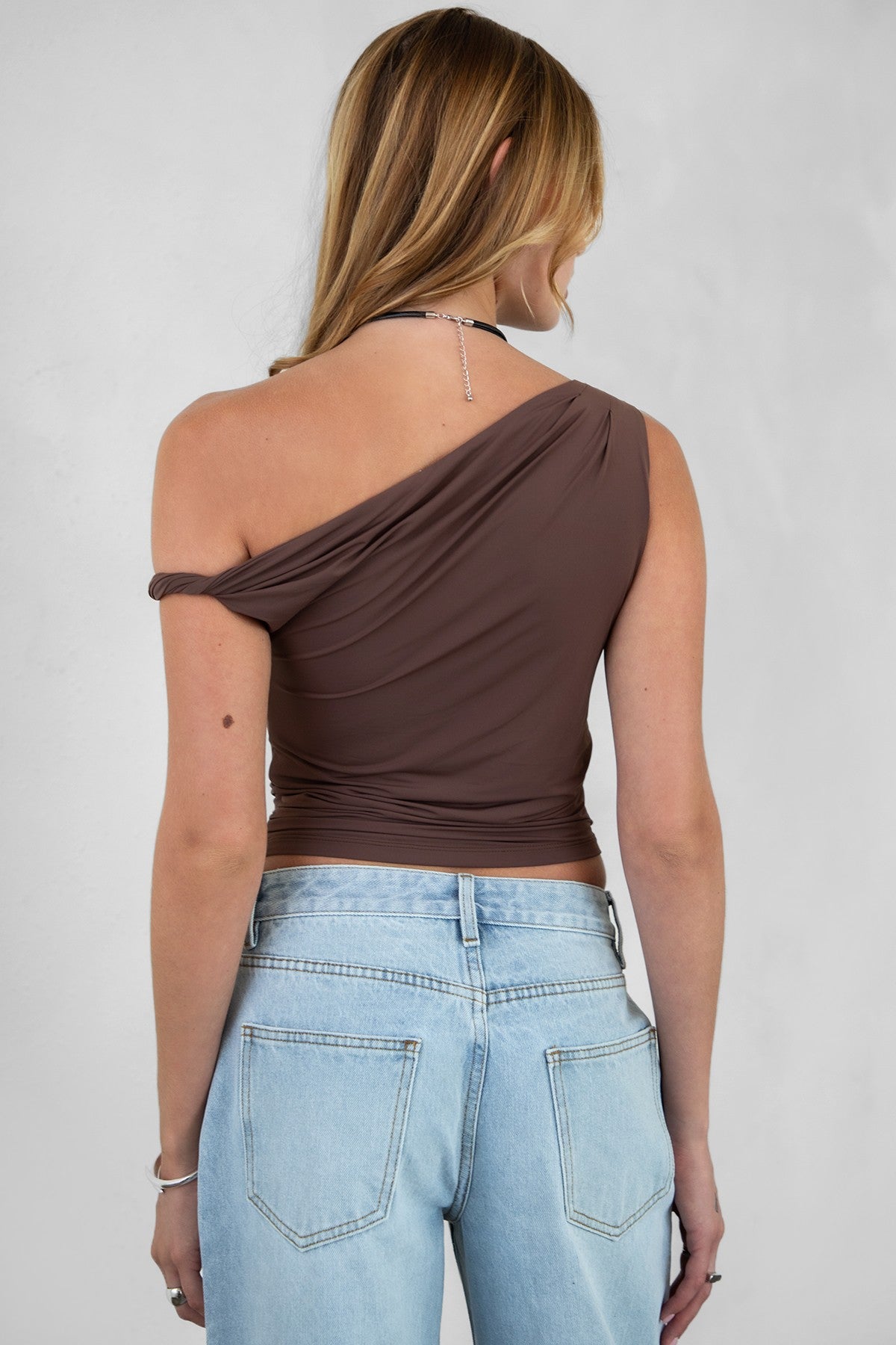 Jaime Light Weight One Shoulder Top | Brown