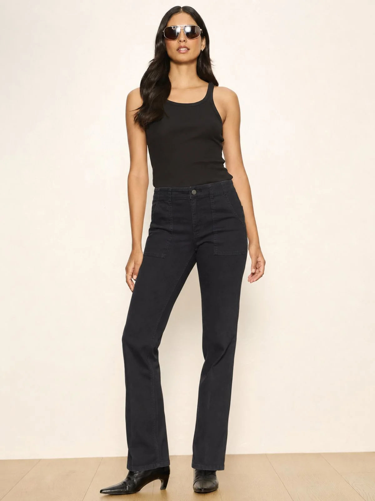 Insider Bootcut Pant in Black