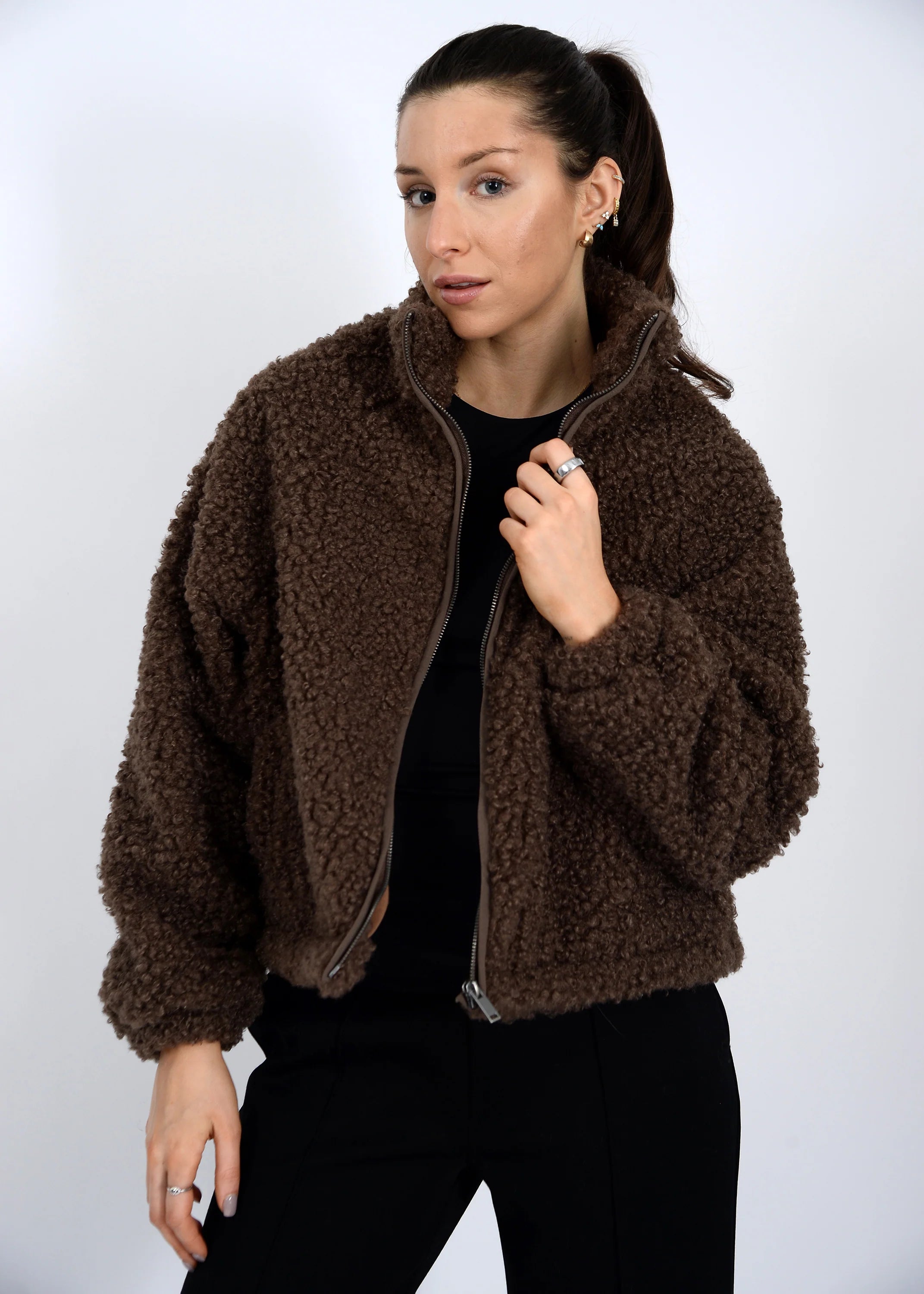 Janna Sherpa Jacket in Chocolate