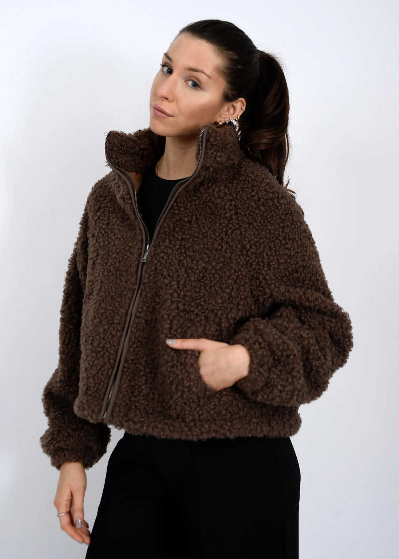 Janna Sherpa Jacket in Chocolate