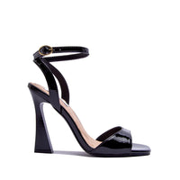 Fall For You Heeled Sandal in Black