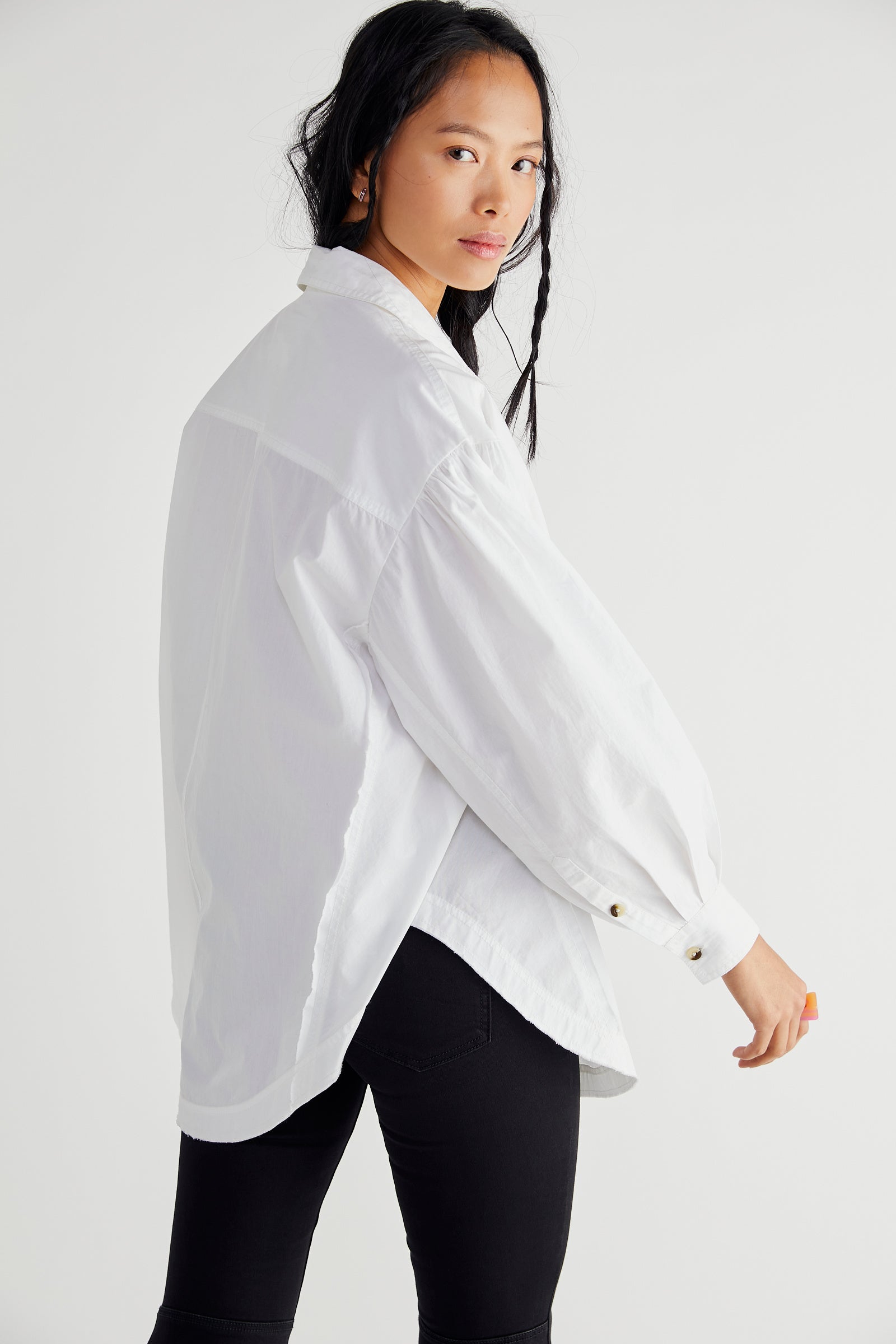 The Happy Hour Solid Poplin Top In White